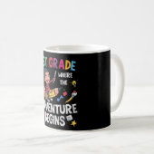 First 1st Grade Adventure School Teacher Kids Boys コーヒーマグカップ (正面右)
