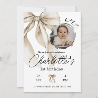 First Birthday Beige Bow Neutral Invitation Photo 招待状