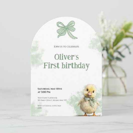 First Birthday Invitation Duck Bow Baby Birthday 招待状 (スタンド正面)