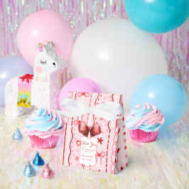 First Birthday valentine baby birthday party フェイバーボックス