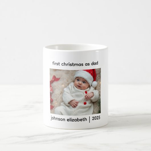 First Christmas As Dad Mug コーヒーマグカップ (中央)