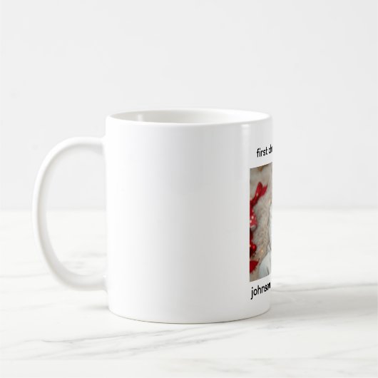 First Christmas As Dad Mug コーヒーマグカップ (左)