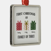 First Christmas as Family of Three Gift メタルオーナメント (右)