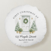 First Christmas at New Address – Red Door  ラウンドクッション (裏面)