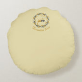 First Christmas Deer with Wreath Soft Yellow  ラウンドクッション (裏面)