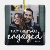 First Christmas Engaged | Hand-Drawn Lettering セラミックオーナメント (正面)