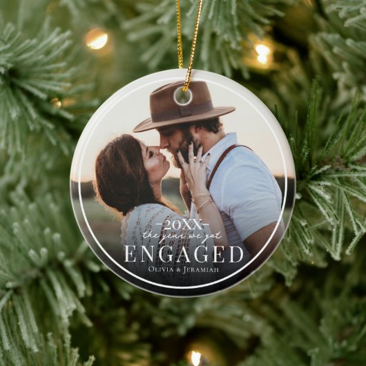 First Christmas Engaged Photo  セラミックオーナメント (ツリー)
