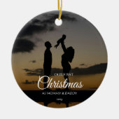 First Christmas Mommy Daddy Family Silhouette セラミックオーナメント (正面)