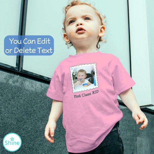 FIRST CLASS KID自分のかわいい写真切手を作成 トドラーTシャツ