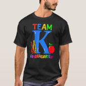 First Day Of Kindergarten Pre K Squad Team Kinderg Tシャツ (正面)
