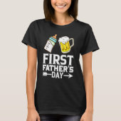 First Father s Day  Beer Baby Bottle Dad Daddy Men Tシャツ (正面)