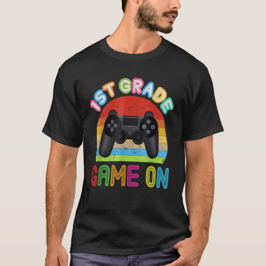 First Grade Back To School Video Gamer Game On 1st Tシャツ (正面)