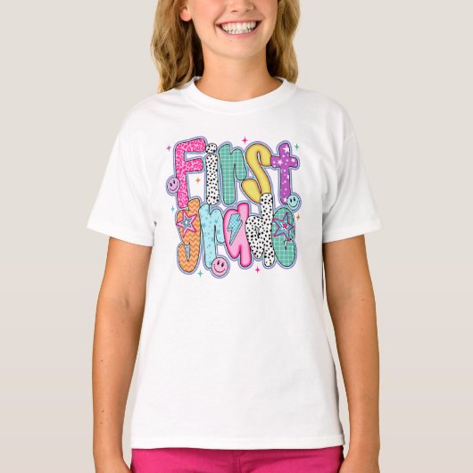 First Grade First Day of School Coquette Girly Tシャツ (正面)