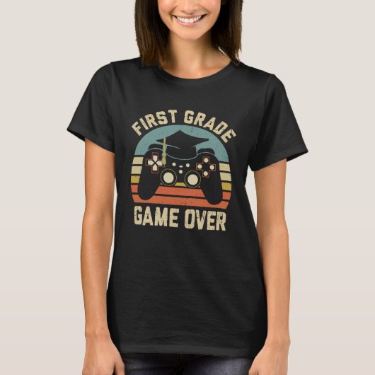 First Grade Game Over Happy Last Day Of School Boy Tシャツ (正面)