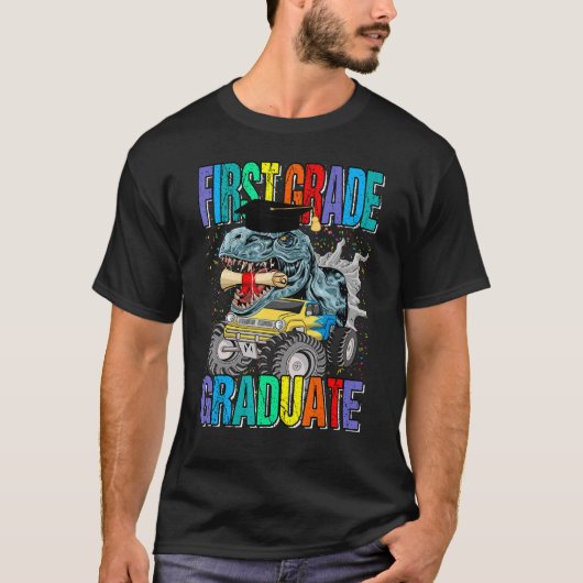 First Grade Graduate Monster Truck Dinosaur Gradua Tシャツ (正面)