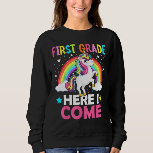 First Grade Here I Come Unicorn Back To School 1st スウェットシャツ (正面)