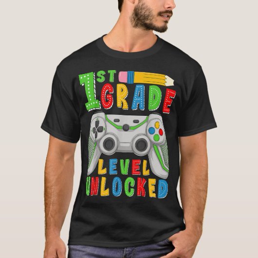First Grade Level Unlocked Back To School Gamer Tシャツ (正面)