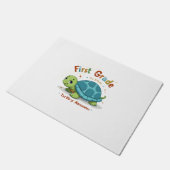 First Grade Turtle-y Awesome 1st Grade Back to Sch ドアマット (アングル)