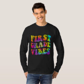 First Grade Vibes Back To School 1 Tシャツ (正面フル)