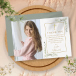 First Holy Communion Greeneryの金ゴールド写真 サンキューカード<br><div class="desc">金ゴールド署名の最初の聖なる聖体拝領写真サンキューカード。特別な写真でパーソナライズして感謝してい、このデザインのシックな金ゴールドレタリングでメッセージをモダンエレガント表示。Thisisnomeによる設計©</div>