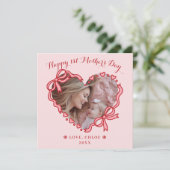 First Mother's Day Photo Heart Frame Red Pink Bow シーズンカード (スタンド正面)