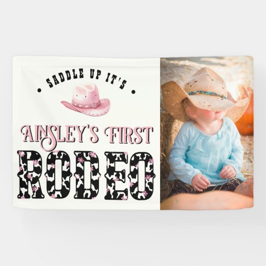 First Rodeo Pink写真パーソナライズされた第1誕生日 横断幕 (横)