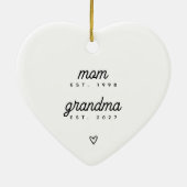 First Time Grandma Keepsake Custom Heart Shape セラミックオーナメント (裏面)