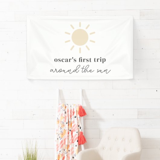 First Trip のまわりに The Sunの誕生日 横断幕 (インサイチュ)