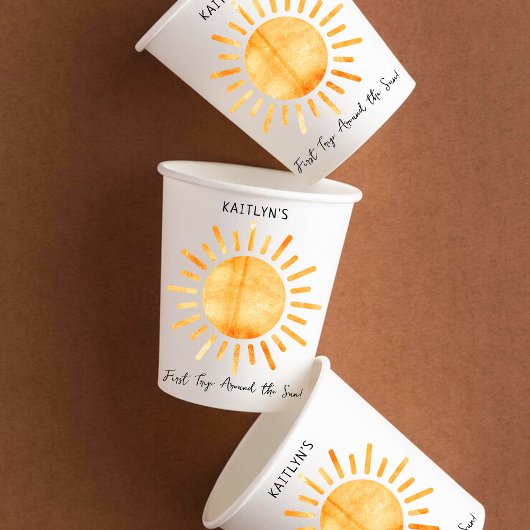 First Trip のまわりに The Sunの誕生日 紙コップ