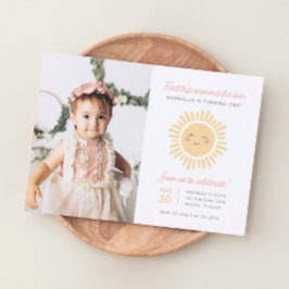 First Trip のまわりに the Sun 1st Birthdayパーティー写真 招待状