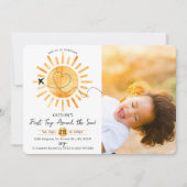 First Trip のまわりに The Sun 1st Birthday Photo 招待状 (正面)