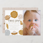 First Trip のまわりに The Sun Boho 1st Birthday Photo 招待状 (正面/裏面)