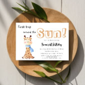 First Trip のまわりに The Sun Giraffe 1st Birthday 招待状