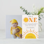 First trip のまわりに the Sun Girl 1st birthday Photo 招待状 (スタンド正面)