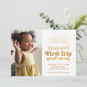First Trip のまわりに The Sun Photo First誕生日 招待状 (スタンド正面)