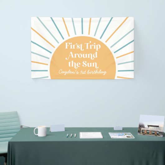 First Trip のまわりに the Sun Sunshine 1st birthday 横断幕 (トレードショー)