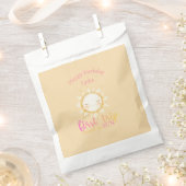 First trip around the Sun 1st Birthday Party フェイバーバッグ (クリップ留めされた状態)