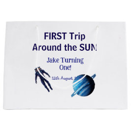 First trip around the sun planet astronaut birthda ラージペーパーバッグ