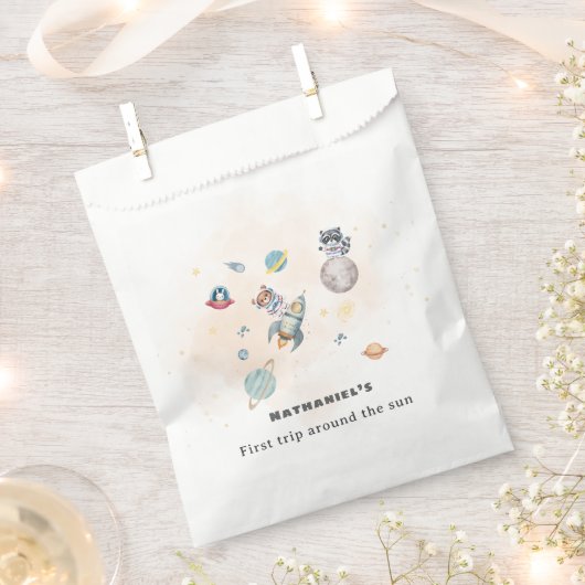 First Trip Around the Sun space animals Birthday  フェイバーバッグ (クリップ留めされた状態)