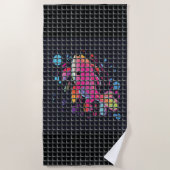 Fish Behind Net Illustration ビーチタオル (正面)