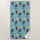 Fish Swimming in the Sea Seaside ビーチタオル (正面)