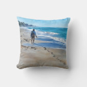 Fisherman on Turtle Beach Pillow クッション (正面)