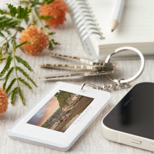 Fishguard キーホルダー (正面右)