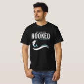 Fishing Bachelor Party Funny She's Got Him Hooked Tシャツ (正面フル)