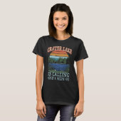 Fishing Boating Camping Retro Lake Vacation Crater Tシャツ (正面フル)