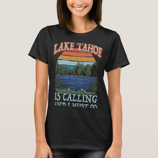 Fishing Boating Camping Retro Lake Vacation Lake T Tシャツ (正面)