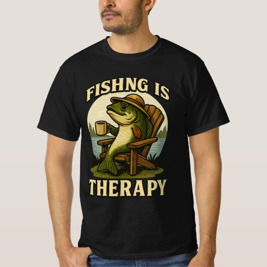 Fishing Is My Therapy-Relaxing Fish on Lake Chair Tシャツ (正面)