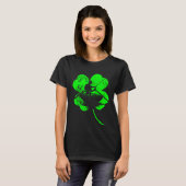 Fishing St Patrick s day shamrock  Fishing Tシャツ (正面フル)