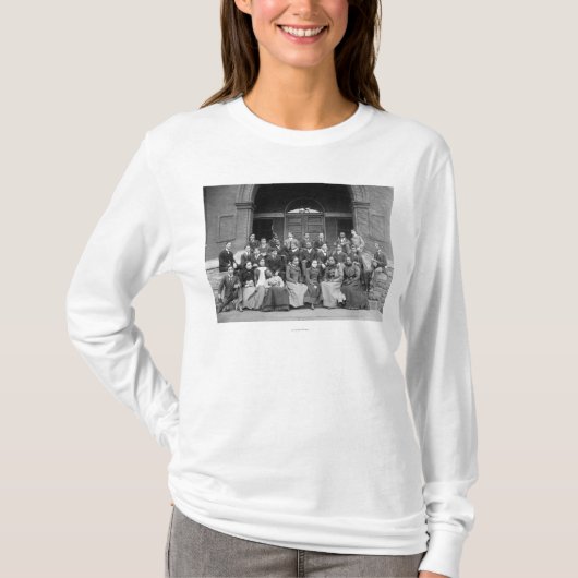 Fisk大学の年長の予備クラス Tシャツ (正面)