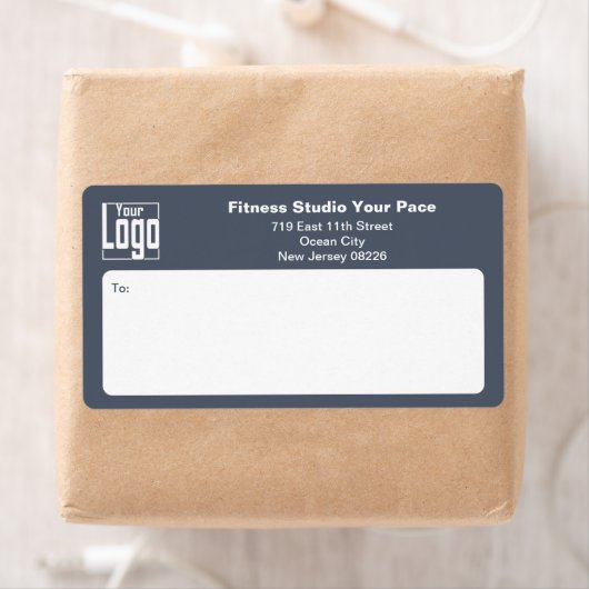 Fitness Business Logo Grey White Shipping ラベル (インサイチュ)